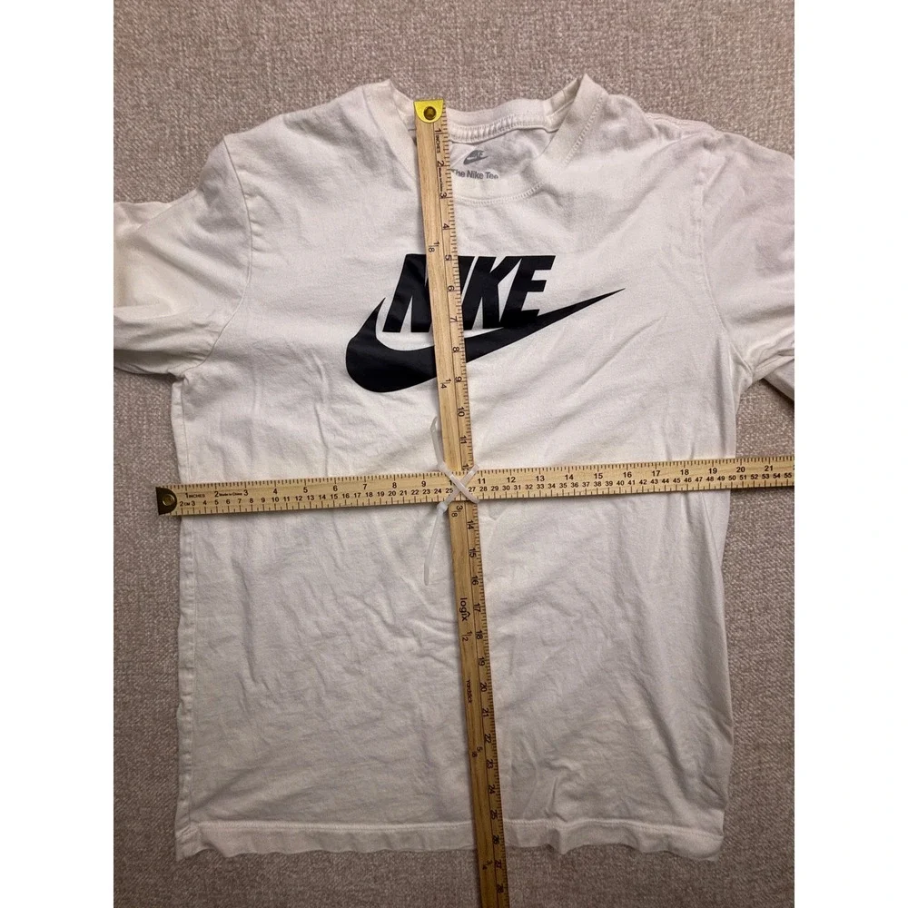 Nike Mens Long Sleeve Tee White Futura Logo Graphic T-Shirt Large